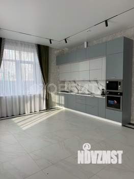 Дом 243м², 2-этажный, участок 9 сот.  