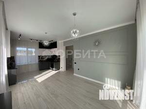 Дом 130м&sup2;, 2-этажный, участок 7 сот.  