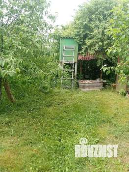 Дом 20м&sup2;, 2-этажный, участок 6 сот.  