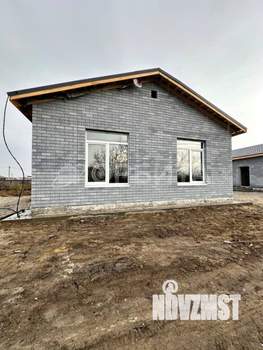 Дом 100м², 2-этажный, участок 5 сот.  