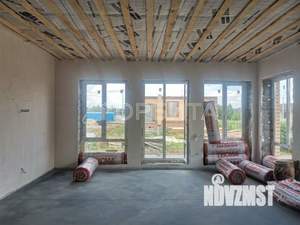Дом 130м², 2-этажный, участок 8 сот.  