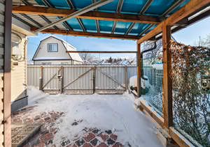 Дом 54м&sup2;, 2-этажный, участок 4 сот.  