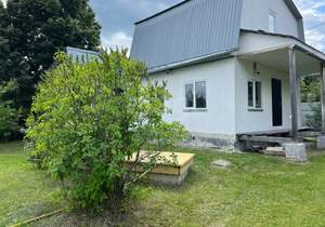 Дом 70м&sup2;, 2-этажный, участок 5 сот.  