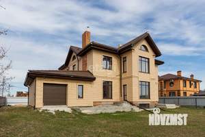 Дом 572м², 3-этажный, участок 15 сот.  