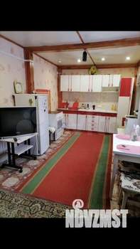 Дом 80м&sup2;, 2-этажный, участок 8 сот.  