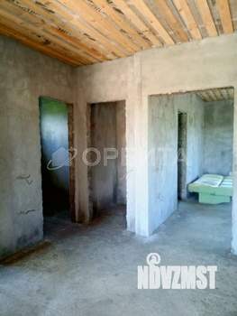 Дом 100м², 2-этажный, участок 6 сот.  