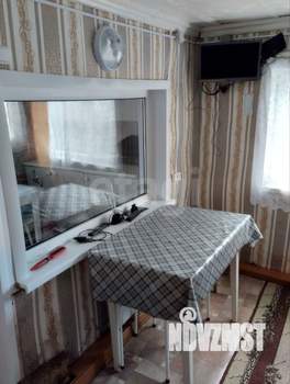 Дом 20м&sup2;, 2-этажный, участок 6 сот.  