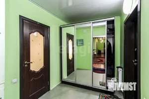 Дом 200м&sup2;, 2-этажный, участок 9 сот.  