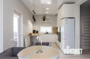 Коттедж 134м&sup2;, 2-этажный, участок 10 сот.  