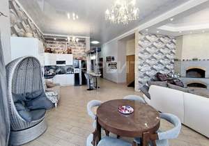 Дом 223м&sup2;, 2-этажный, участок 0 сот.  