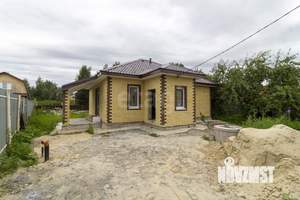 Дом 80м&sup2;, 2-этажный, участок 6 сот.  