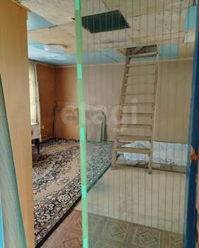 Дом 30м², 2-этажный, участок 5 сот.  