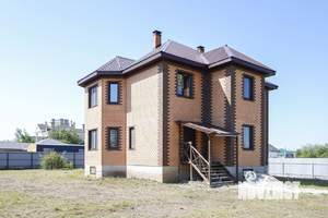 Коттедж 160м², 2-этажный, участок 14 сот.  