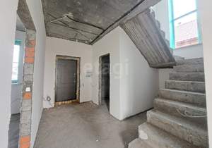 Дом 200м², 2-этажный, участок 10 сот.  