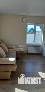 Дом 99м&sup2;, 2-этажный, участок 7 сот.  