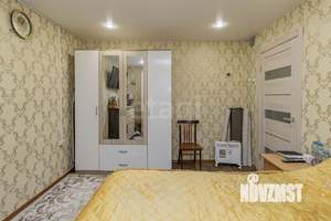 Дом 100м², 2-этажный, участок 6 сот.  