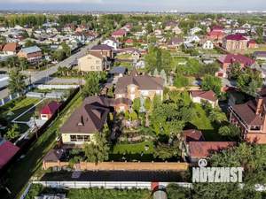 Дом 1571м², 3-этажный, участок 16 сот.  
