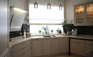 Дом 350м&sup2;, 3-этажный, участок 11 сот.  