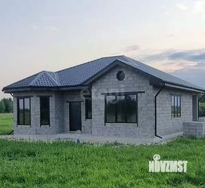 Дом 104м&sup2;, 1-этажный, участок 9 сот.  