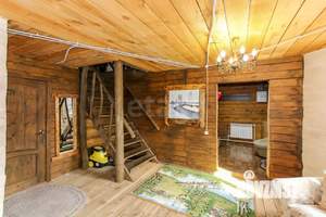 Дом 220м², 2-этажный, участок 10 сот.  