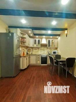 Дом 59м&sup2;, 2-этажный, участок 4 сот.  