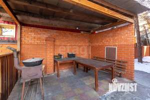 Дом 244м&sup2;, 2-этажный, участок 11 сот.  