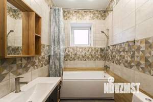 Дом 80м&sup2;, 2-этажный, участок 10 сот.  