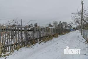 Дом 30м², 2-этажный, участок 7 сот.  