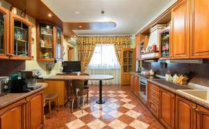 Дом 418м², 3-этажный, участок 3 сот.  