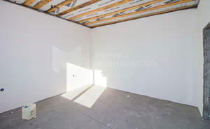 Дом 182м&sup2;, 2-этажный, участок 4 сот.  