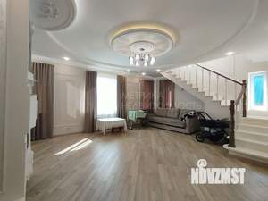 Коттедж 161м&sup2;, 2-этажный, участок 5 сот.  