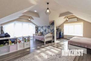 Дом 258м&sup2;, 3-этажный, участок 6 сот.  