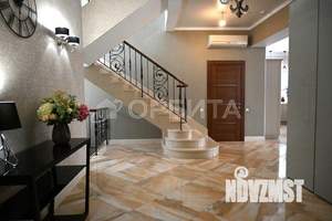 Дом 354м&sup2;, 2-этажный, участок 16 сот.  