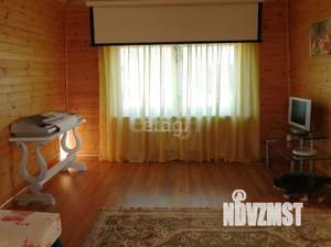Дом 380м², 3-этажный, участок 15 сот.  