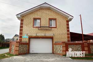 Коттедж 210м², 2-этажный, участок 7 сот.  