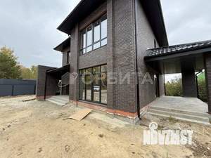 Дом 295м&sup2;, 2-этажный, участок 6 сот.  