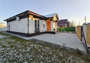 Дом 100м&sup2;, 2-этажный, участок 0 сот.  