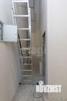 Дом 83м&sup2;, 2-этажный, участок 5 сот.  