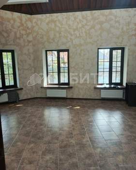 Дом 750м², 2-этажный, участок 0 сот.  