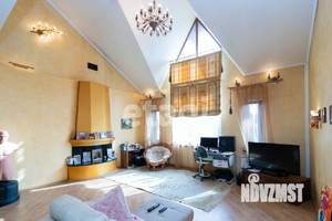 Дом 390м&sup2;, 3-этажный, участок 10 сот.  