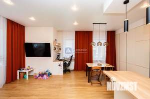 Таунхаус 141м&sup2;, 3-этажный, участок 1 сот.  