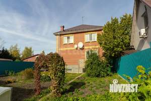 Дом 215м&sup2;, 3-этажный, участок 5 сот.  