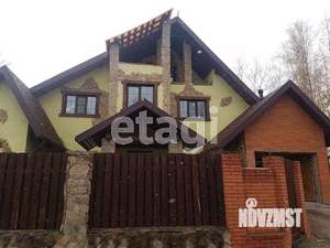 Дом 280м², 2-этажный, участок 8 сот.  