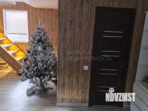 Коттедж 122м&sup2;, 2-этажный, участок 9 сот.  