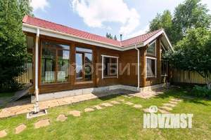 Дом 275м², 2-этажный, участок 15 сот.  