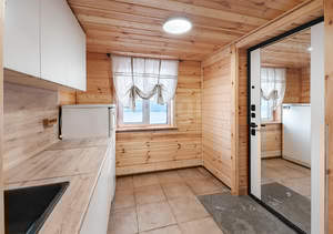 Дом 60м&sup2;, 2-этажный, участок 10 сот.  