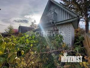 Дом 23м&sup2;, 2-этажный, участок 4 сот.  