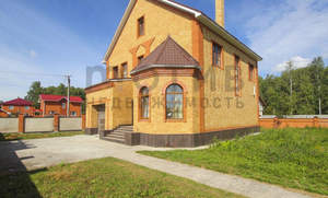 Дом 260м&sup2;, 3-этажный, участок 0 сот.  