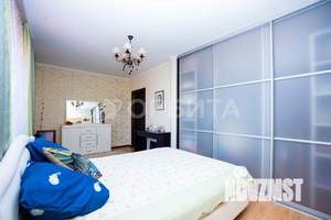 Дом 295м², 3-этажный, участок 10 сот.  