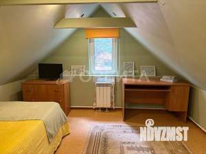 Дом 160м², 2-этажный, участок 8 сот.  